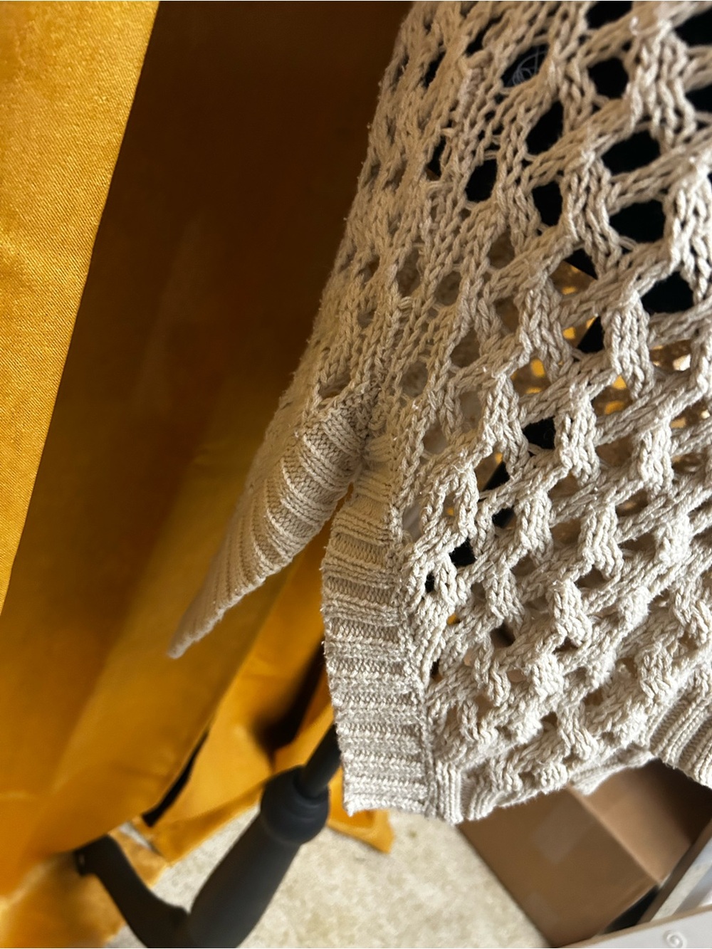 Tunic sweater - Picture 3 of 5